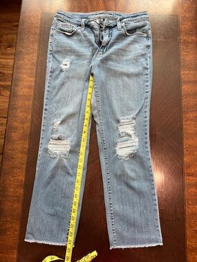 Universal Thread Light Blue Distressed Straight Leg Jeans